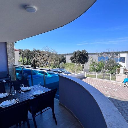 Seascape Residence Pjescana Uvala Exterior foto